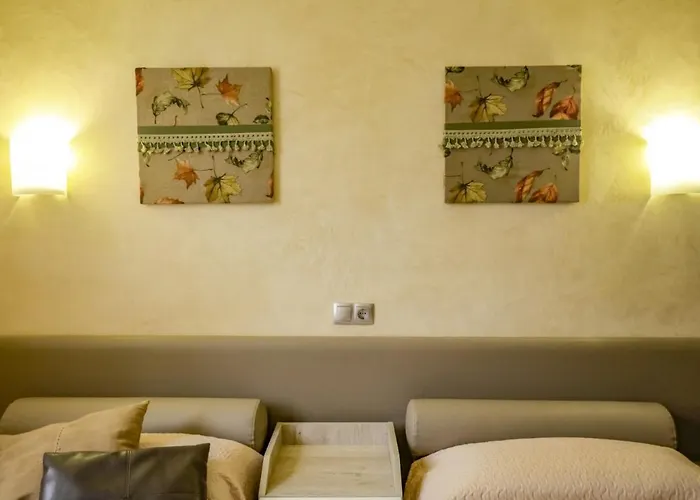 Yourhouse Ronda Playa Holidays * Can Picafort (Mallorca)